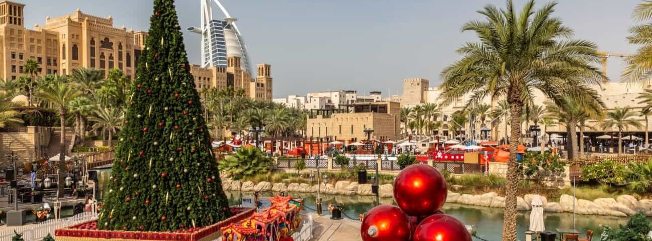 EXPERIENCE CAPTIVATING CHRISTMAS IN DUBAI